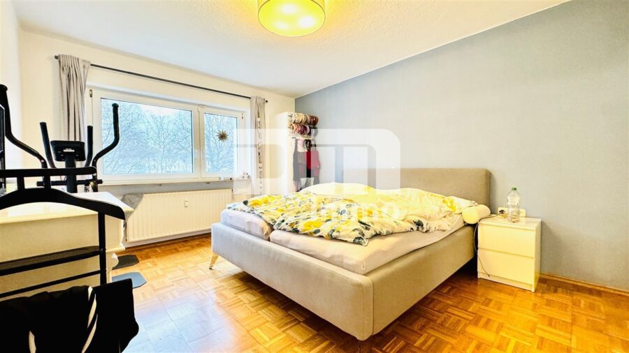 (R)eserviert! Etagenwohnung mit Balkon, Kellerraum und Garage - Schlafzimmer